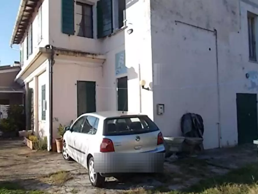 Immagine 1 di Porzione di casa in vendita  in Via Argine Destro Canale Taglio a Mira