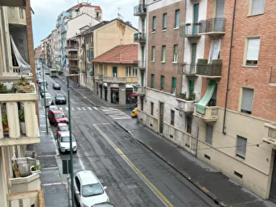 Immagine 2 di Appartamento in vendita  in Via Chiesa della Salute a Torino