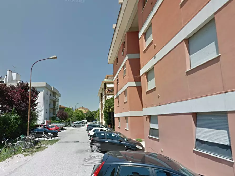 Immagine 24 di Appartamento in vendita  in Via Carlo Poma  a Fano