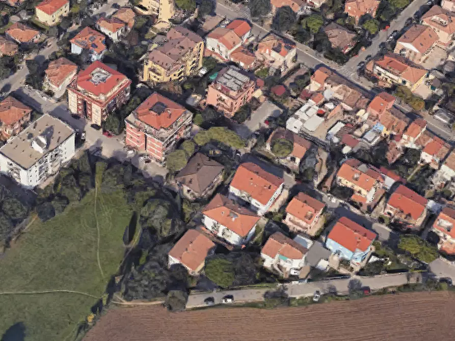 Immagine 25 di Appartamento in vendita  in Via Carlo Poma  a Fano