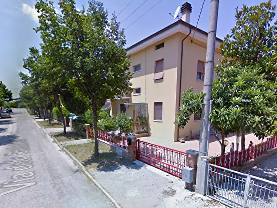 Immagine 8 di Appartamento in vendita  in Via Della Resistenza a Colli Al Metauro