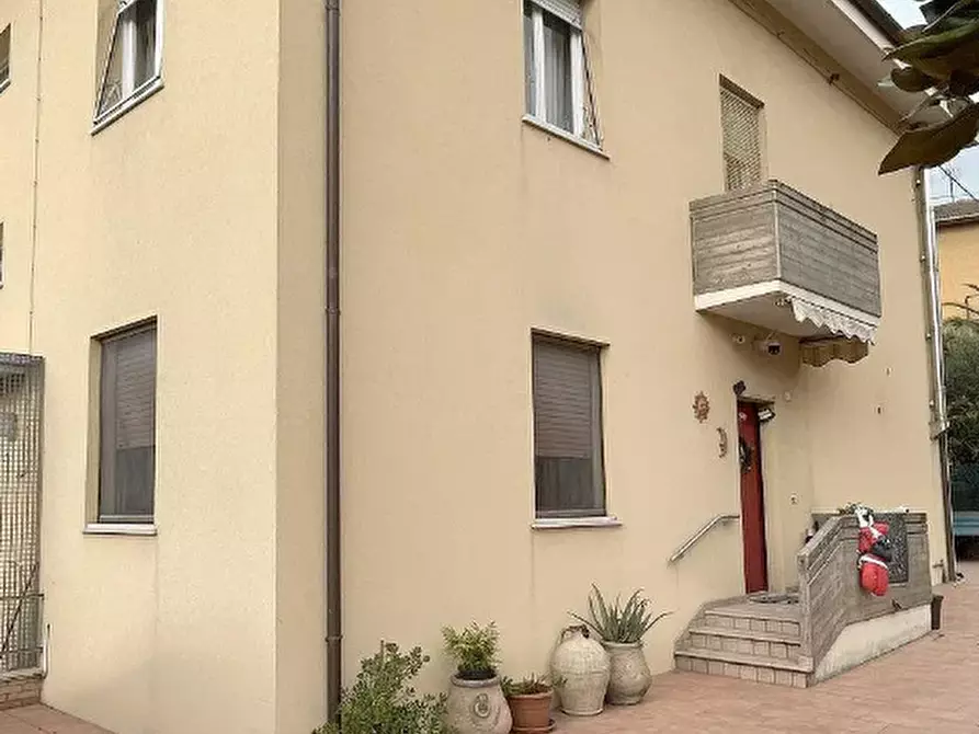 Immagine 13 di Appartamento in vendita  in Via Della Resistenza a Colli Al Metauro