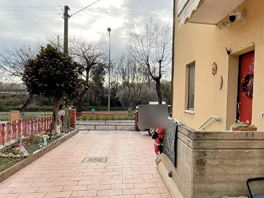 Immagine 16 di Appartamento in vendita  in Via Della Resistenza a Colli Al Metauro