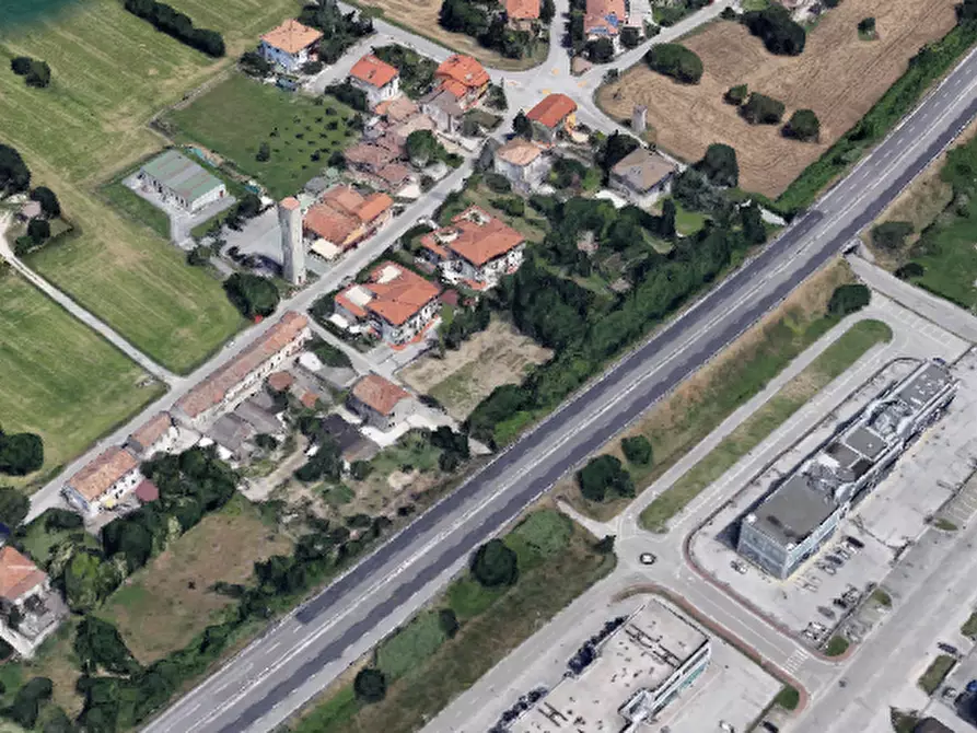 Immagine 8 di Appartamento in vendita  in Via Nona Strada  a Fano