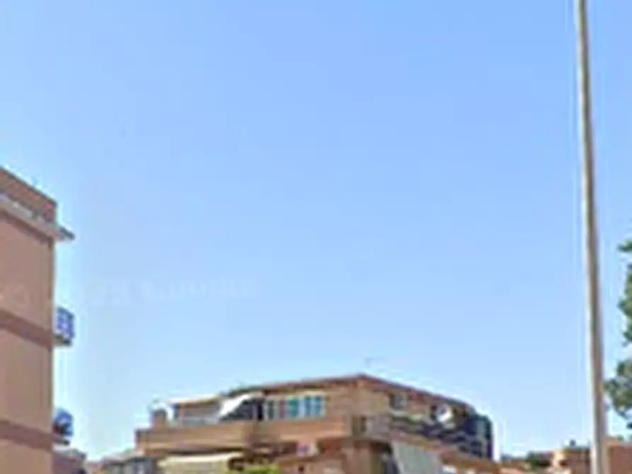 Immagine 2 di Capannone industriale in vendita  in Via dei Bonacolsi a Roma