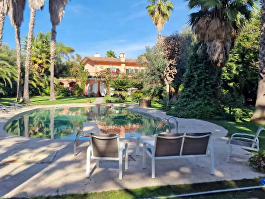 Immagine 3 di Villa in vendita  in Vicolo del Casale Lumbroso  a Roma