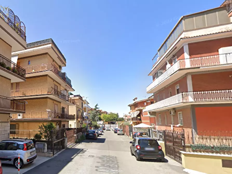 Immagine 9 di Appartamento in vendita  in Via Maletto a Roma