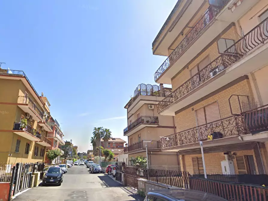 Immagine 11 di Appartamento in vendita  in Via Maletto a Roma