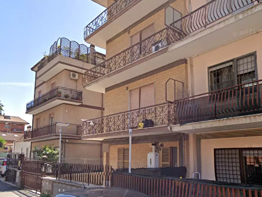 Immagine 3 di Appartamento in vendita  in Via Maletto a Roma