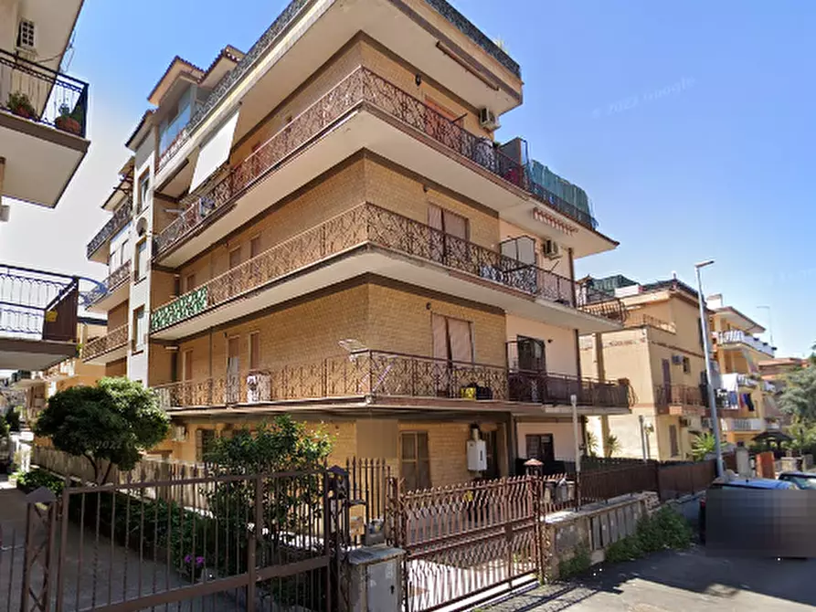 Immagine 4 di Appartamento in vendita  in Via Maletto a Roma