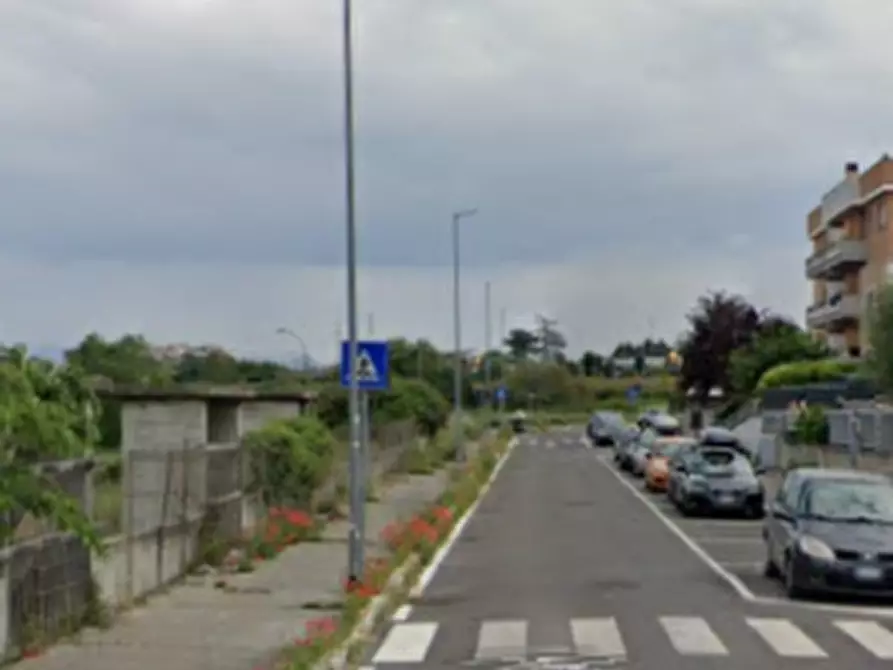 Immagine 7 di Villetta a schiera in vendita  in Via Carlo Cassola a Roma