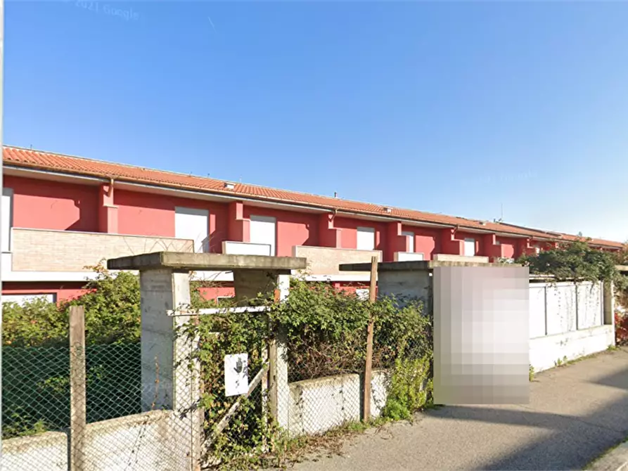 Immagine 5 di Villetta a schiera in vendita  in Via Carlo Cassola a Roma