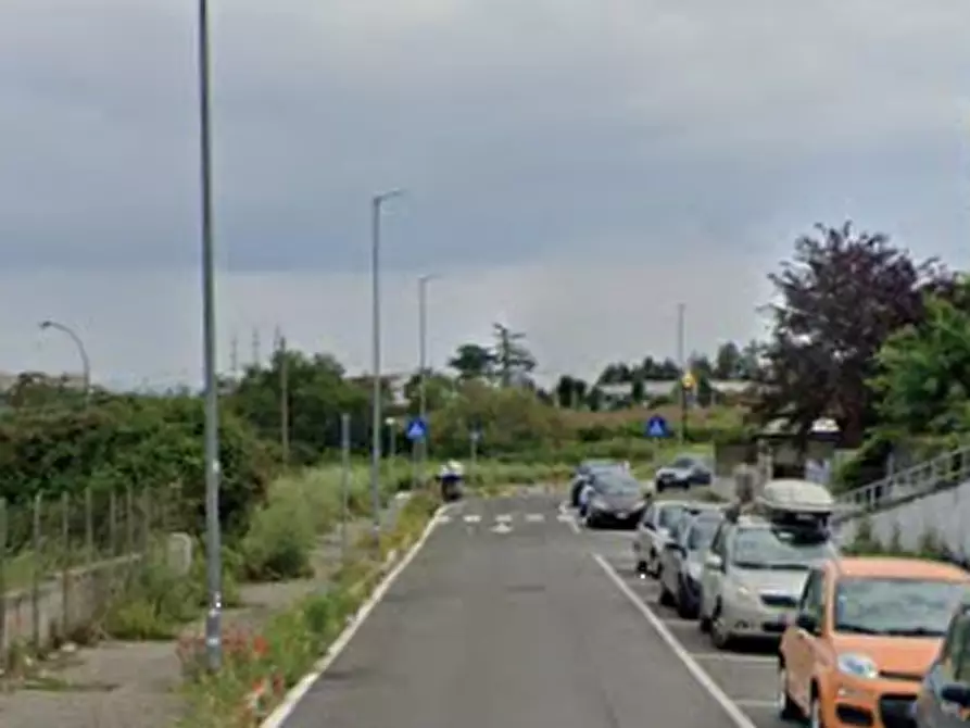 Immagine 15 di Villetta a schiera in vendita  in Via Carlo Cassola a Roma