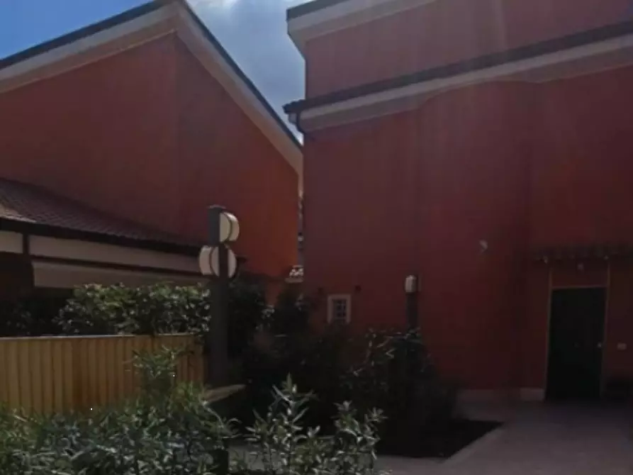 Immagine 6 di Appartamento in vendita  in Via dei Maffei a Roma