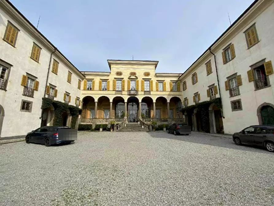 Immagine 2 di Villa in vendita  in Via Guglielmo Marconi a Mapello