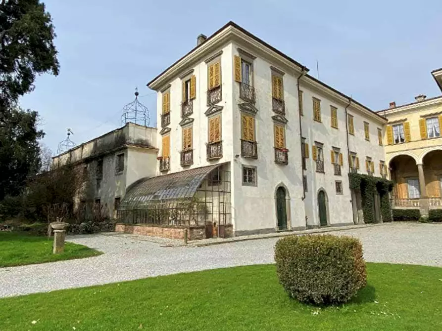 Immagine 3 di Villa in vendita  in Via Guglielmo Marconi a Mapello