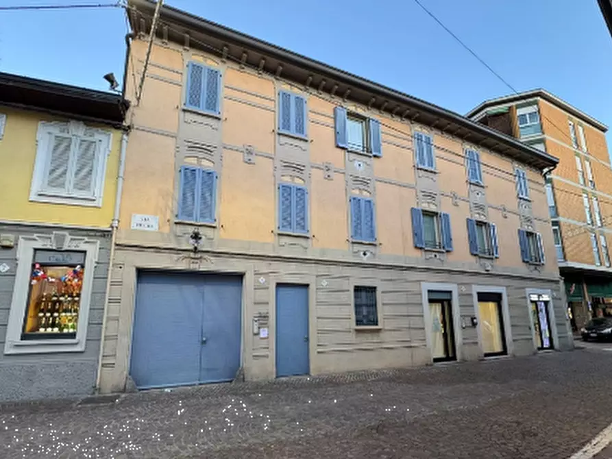 Immagine 7 di Negozio in vendita  in Via Tre Re a Brugherio