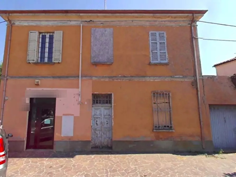 Immagine 1 di Casa indipendente in vendita  in Via Sauro Babini a Ravenna