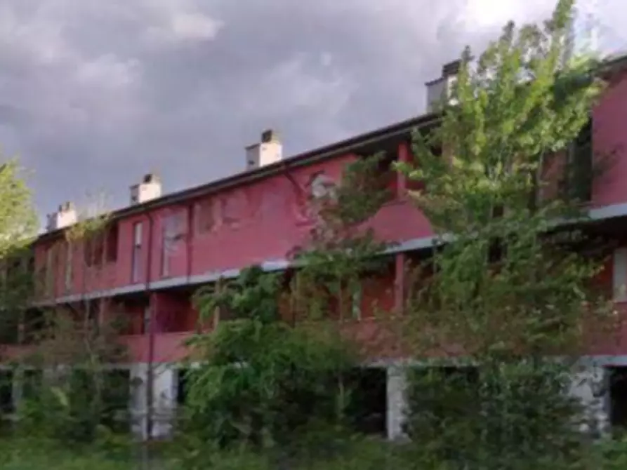 Immagine 10 di Villetta a schiera in vendita  in Via Carlo Cassola a Roma