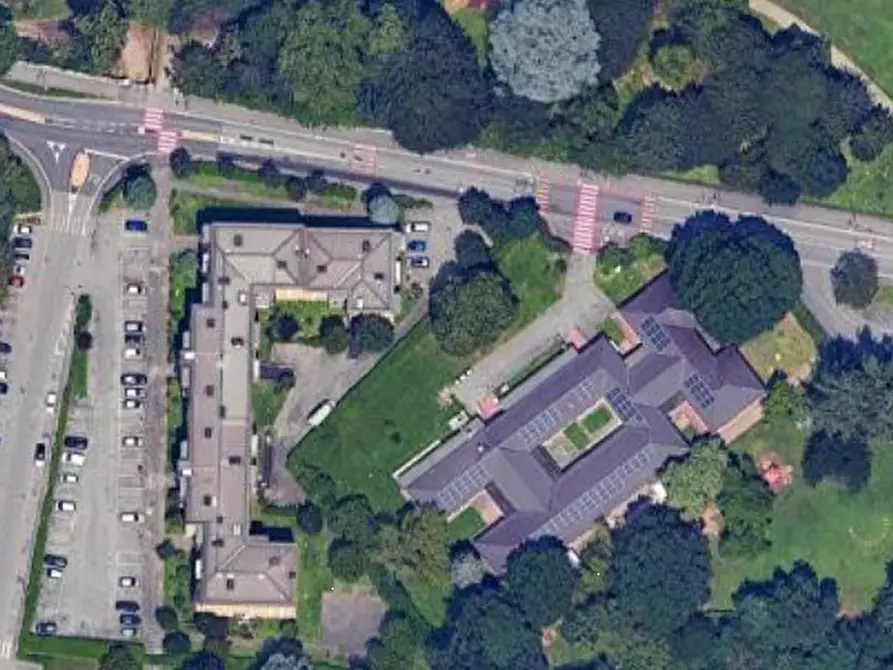 Immagine 11 di Posto auto in vendita  in Piazzale Guglielmo Marconi a Vimercate