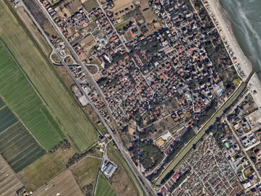 Immagine 11 di Appartamento in vendita  in Piazza Tre Martiri a Cervia