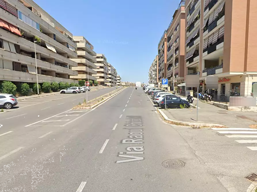 Immagine 10 di Appartamento in vendita  in Via Raoul Chiodelli a Roma