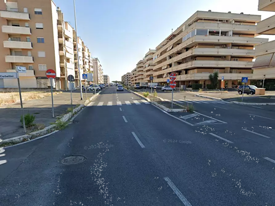 Immagine 14 di Appartamento in vendita  in Via Raoul Chiodelli a Roma