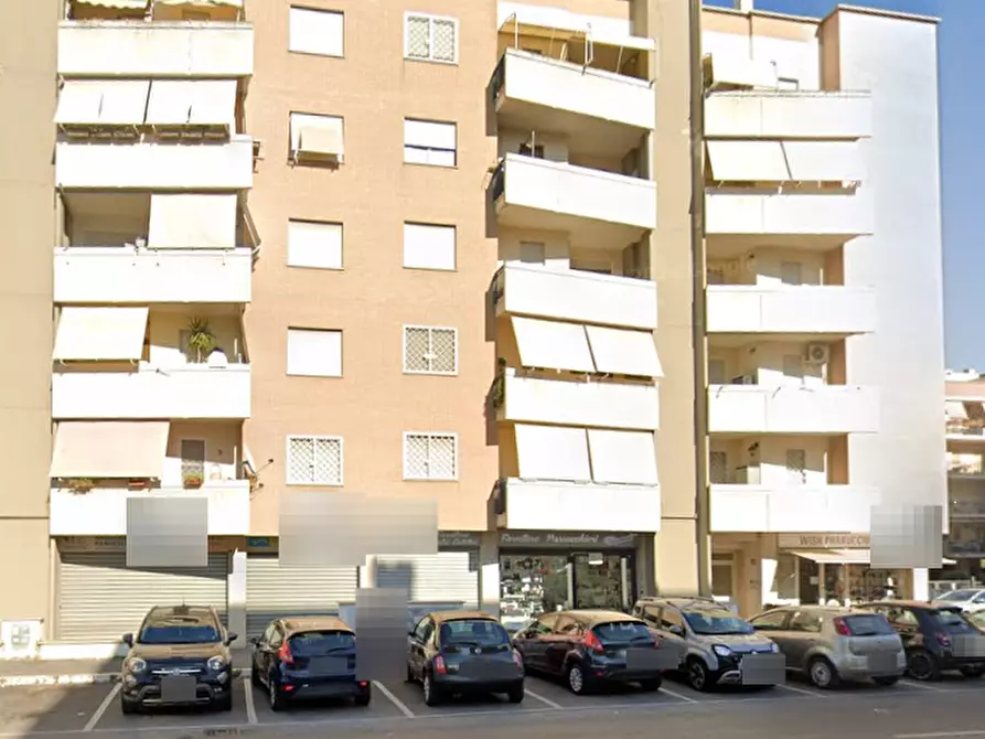 Immagine 4 di Appartamento in vendita  in Via Raoul Chiodelli a Roma