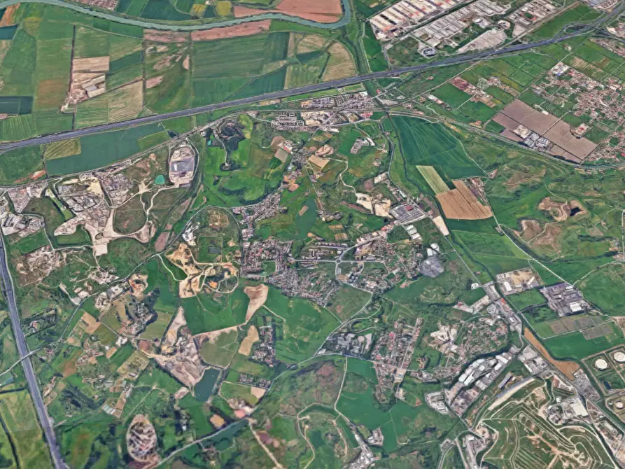 Immagine 9 di Terreno agricolo in vendita  in Via Decimomannu a Roma