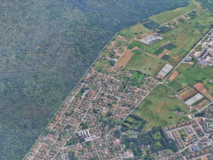 Immagine 9 di Capannone industriale in vendita  in Via Dobbiaco a Roma