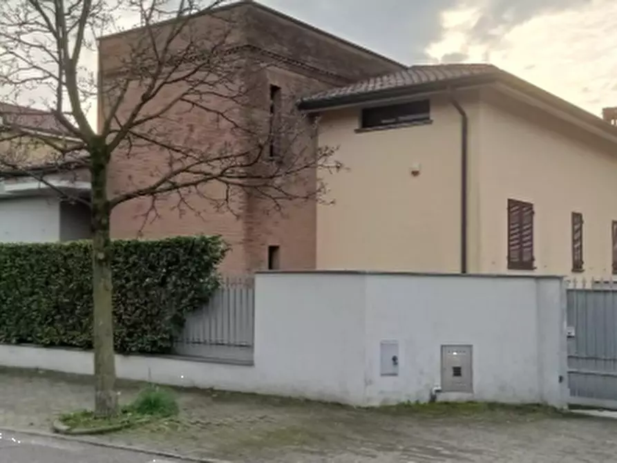 Immagine 4 di Villa in vendita  in Via Dell Acqua a Mezzago