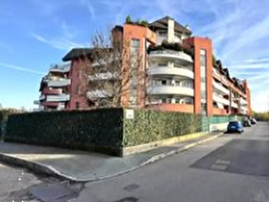 Immagine 2 di Appartamento in vendita  in Via dei Frassini a Legnano