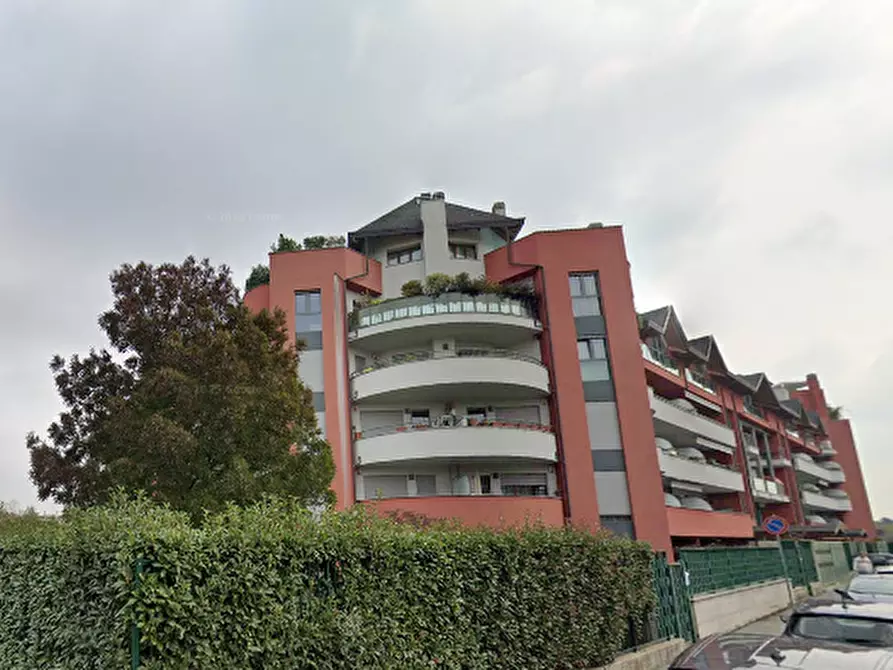 Immagine 10 di Appartamento in vendita  in Via dei Frassini a Legnano