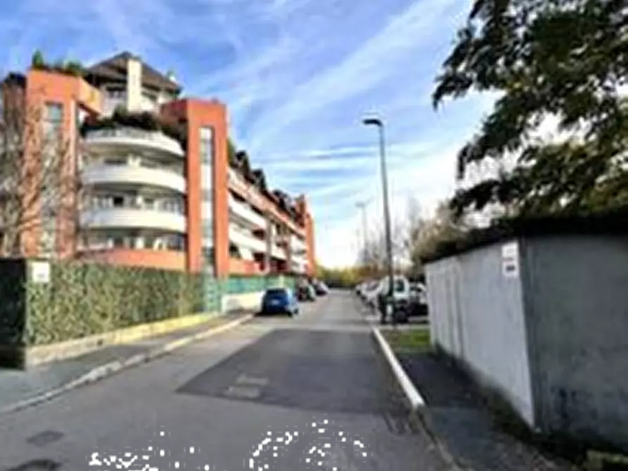 Immagine 2 di Appartamento in vendita  in Via dei Frassini a Legnano