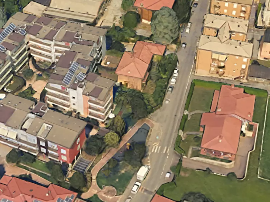 Immagine 6 di Posto auto in vendita  in Via Beato Angelico a Besana In Brianza