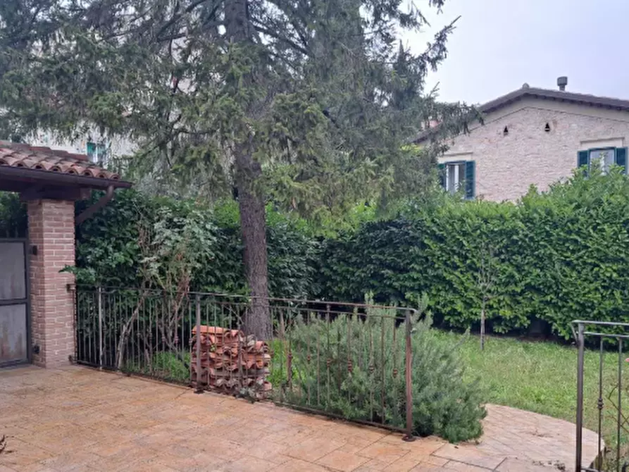 Immagine 3 di Appartamento in vendita  in Via V Luglio a Gualdo Tadino