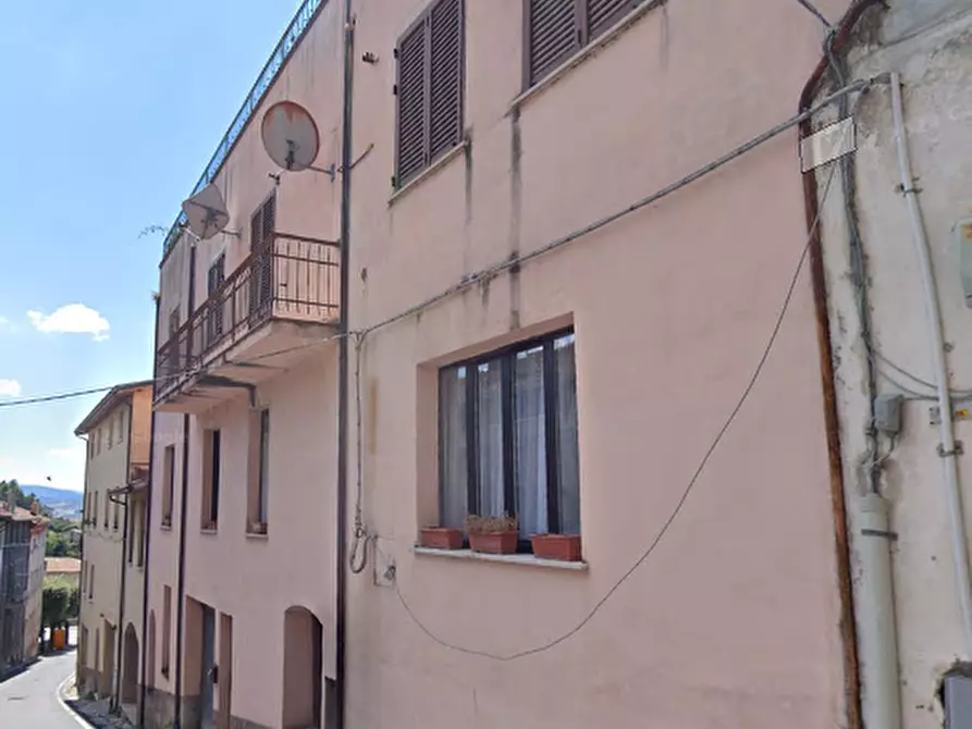 Immagine 10 di Appartamento in vendita  in Via V Luglio a Gualdo Tadino