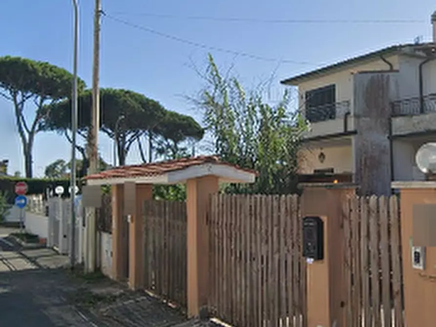 Immagine 2 di Villetta a schiera in vendita  in Via dello Scorpione a Ardea