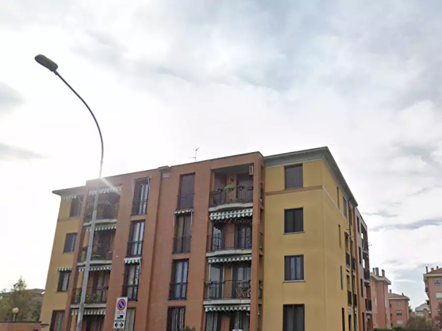 Immagine 2 di Appartamento in vendita  in Via Gaspara Stampa a Cernusco Sul Naviglio