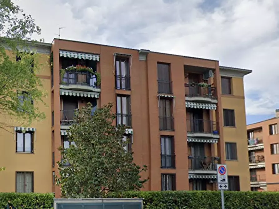 Immagine 10 di Appartamento in vendita  in Via Gaspara Stampa a Cernusco Sul Naviglio