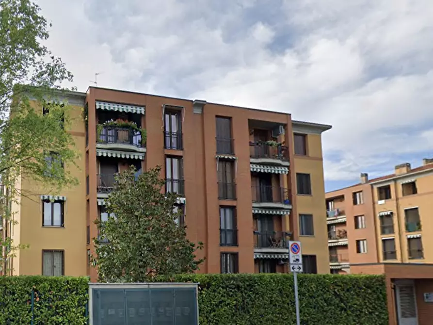 Immagine 11 di Appartamento in vendita  in Via Gaspara Stampa a Cernusco Sul Naviglio