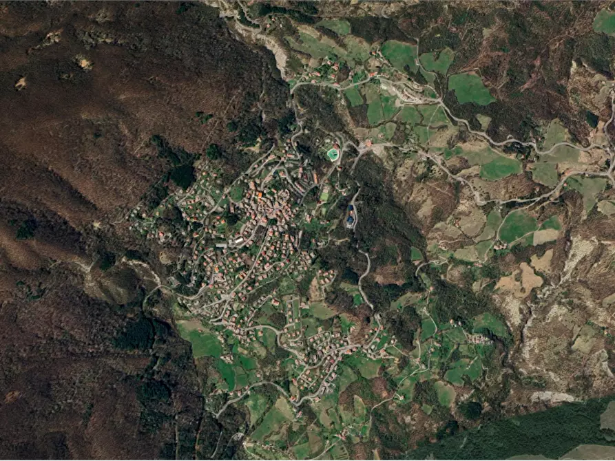 Immagine 11 di Appartamento in vendita  in Via Panoramica a Lizzano In Belvedere