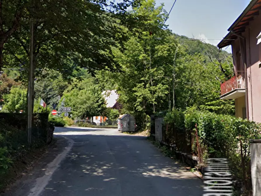 Immagine 8 di Appartamento in vendita  in Via Panoramica a Lizzano In Belvedere