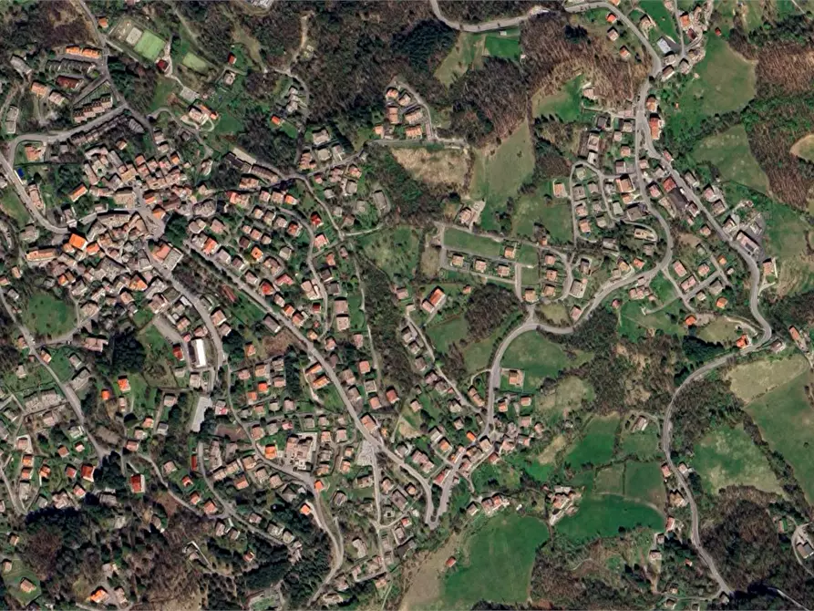 Immagine 10 di Appartamento in vendita  in Via Panoramica a Lizzano In Belvedere