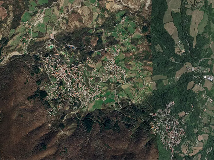 Immagine 11 di Appartamento in vendita  in Via Panoramica a Lizzano In Belvedere