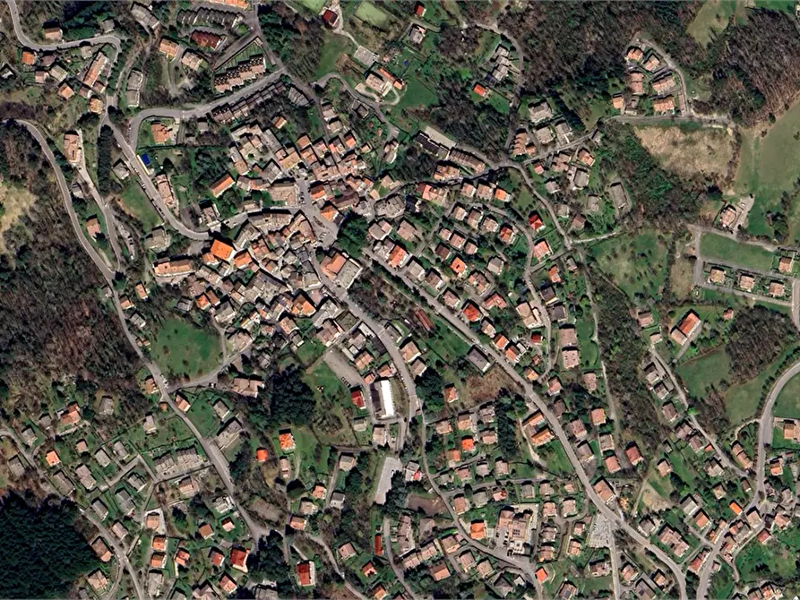 Immagine 16 di Appartamento in vendita  in Via Panoramica a Lizzano In Belvedere