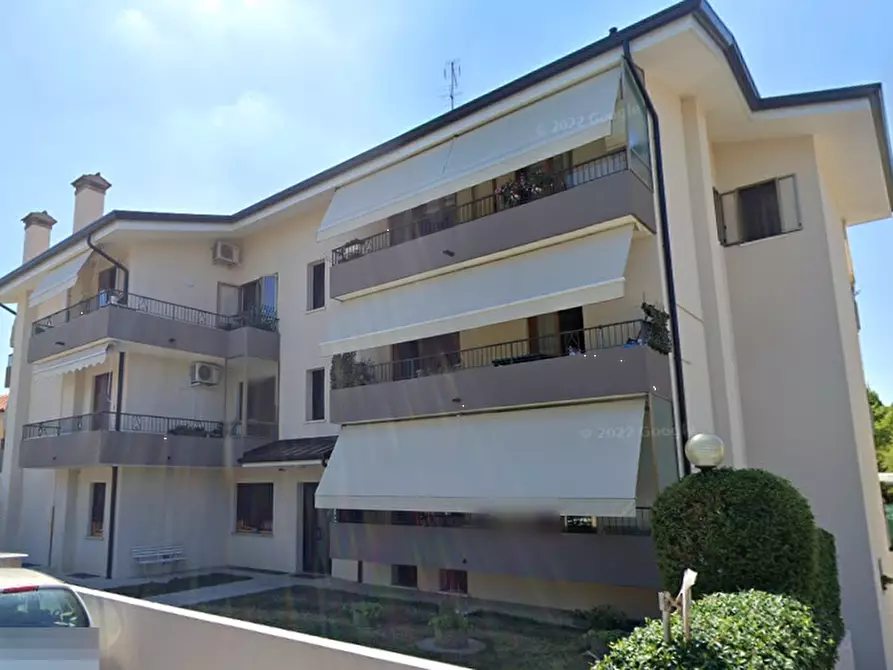 Immagine 5 di Appartamento in vendita  in Via Antonio Canova a Carbonera