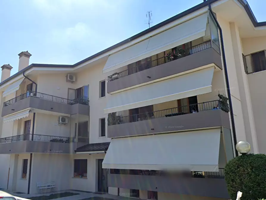 Immagine 10 di Appartamento in vendita  in Via Antonio Canova a Carbonera