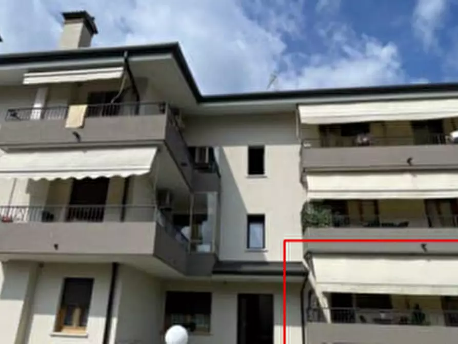 Immagine 12 di Appartamento in vendita  in Via Antonio Canova a Carbonera