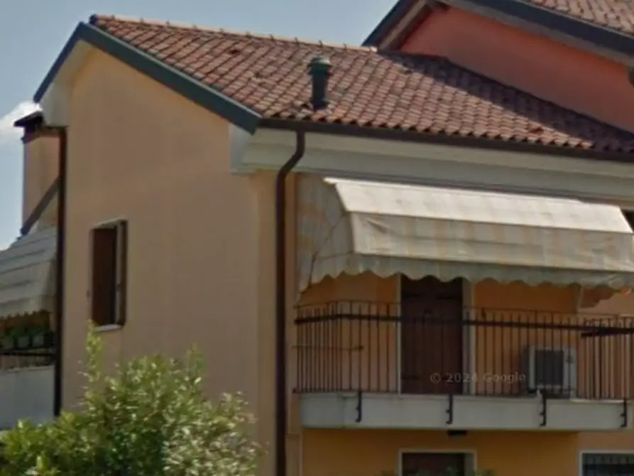 Immagine 5 di Appartamento in vendita  in Via Mario dei Tuoni  a Spresiano